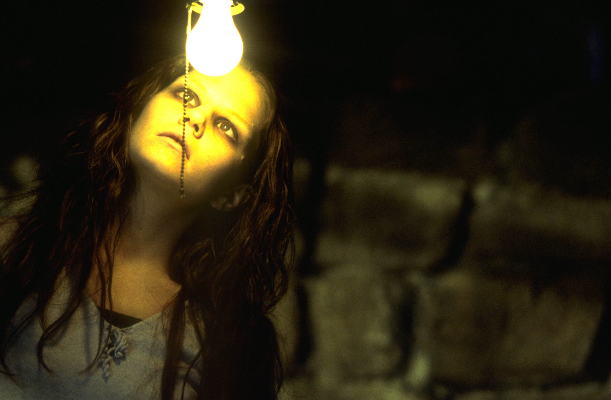 دانلود فیلم Stir of Echoes 1999