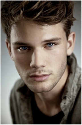 Jeremy Irvine