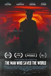 دانلود فیلم The Man Who Saved the World 2014369131-267138922