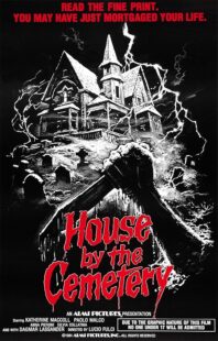 دانلود فیلم The House by the Cemetery 1981425319-556324638